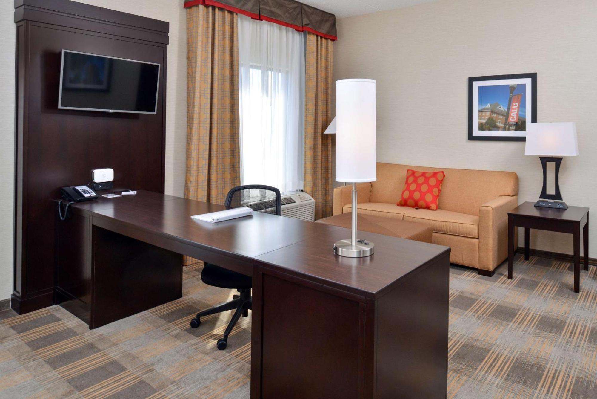 Hampton Inn & Suites California University-Pittsburgh Coal Center Екстер'єр фото